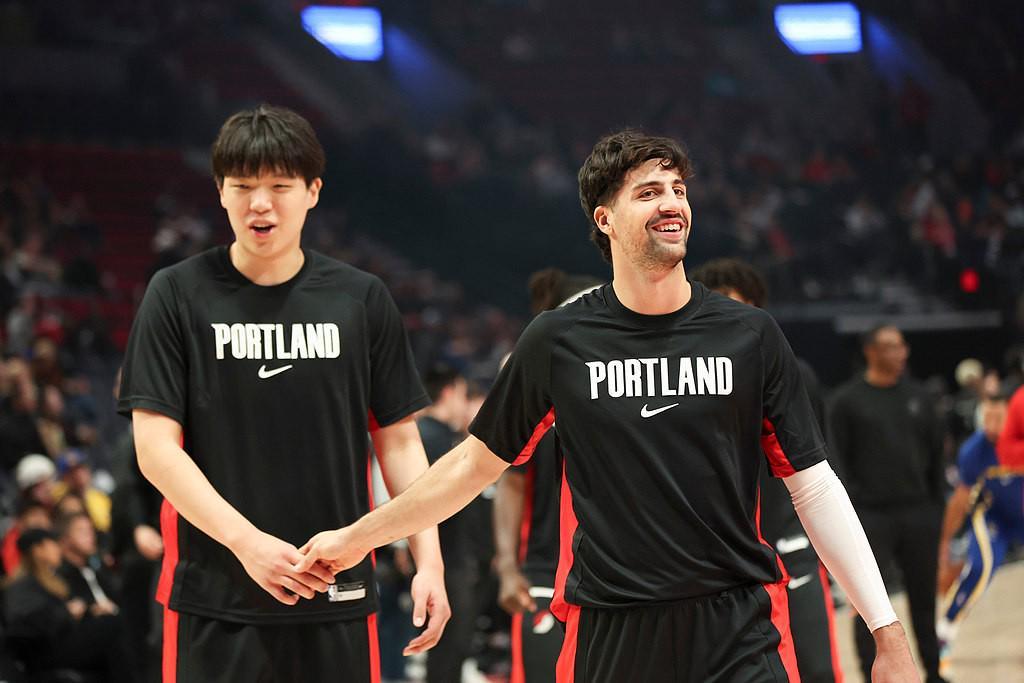 葡京娱乐场-开拓者赛季表现：42胜进入附加赛，场均失误17.3联盟最多